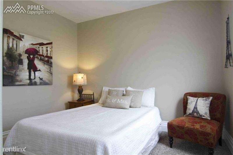 Primary Photo - 3 br, 2 bath House - 311 N Walnut St
