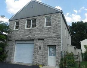 Primary Photo - 387 Broughton Ave