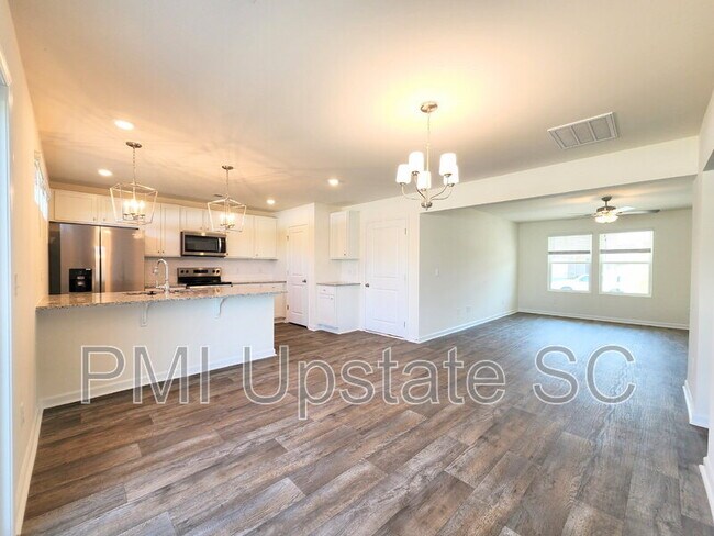 Foto del edificio - 6043 Willutuck Dr