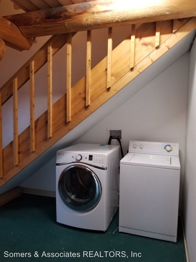 Foto del edificio - 2062 Beth COURT