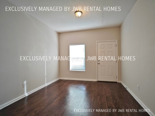 Building Photo - 1459 Lawrence Pl