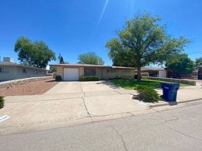 Building Photo - 3408 Dornoch St