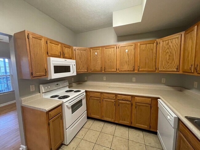 Foto del edificio - 3 bedroom Townhome