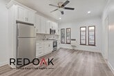Foto principal - 706 N St Andrews Pl
