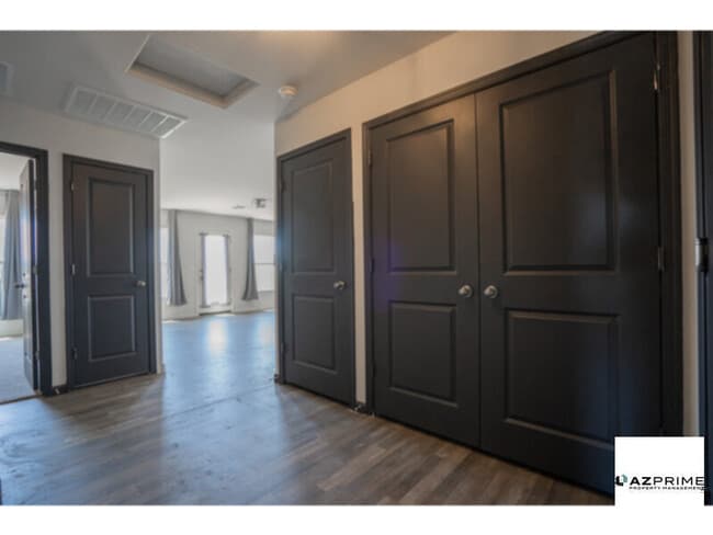 Building Photo - Welcome to This Radiant 3/2 Home in Peacef...