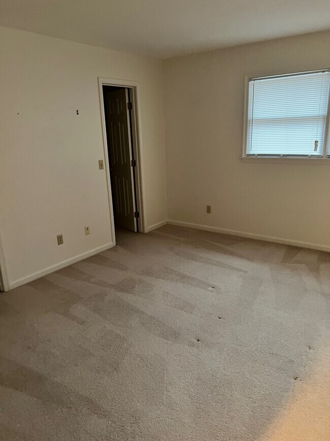 814 Berne Ct, Hummelstown, PA 17036 Townhome Rentals in Hummelstown PA