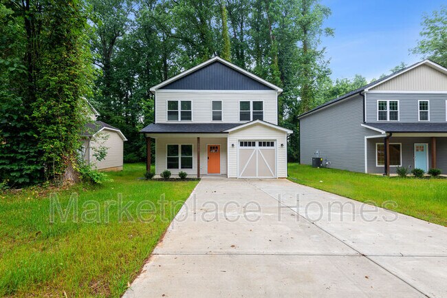 Building Photo - 3413 Durham Ln