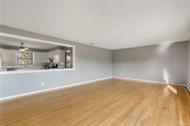 Building Photo - 52 Highland Ave