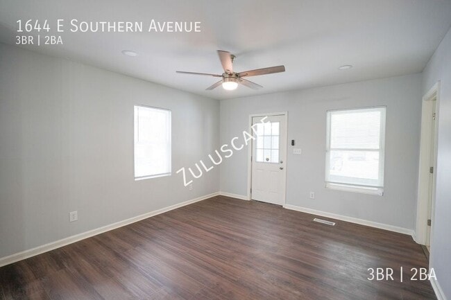Building Photo - 1644 E Southern Ave
