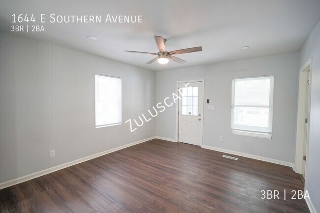 Foto del edificio - 1644 E Southern Ave