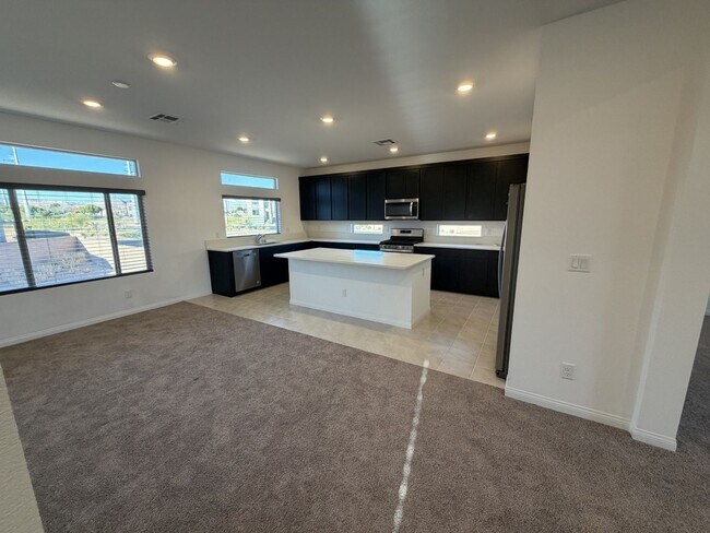 Foto del edificio - Spacious 4/BD 3.5/BA Home in Southern Highlands