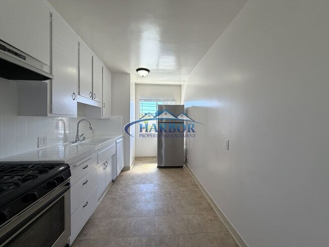 Building Photo - 12302 S Inglewood Ave