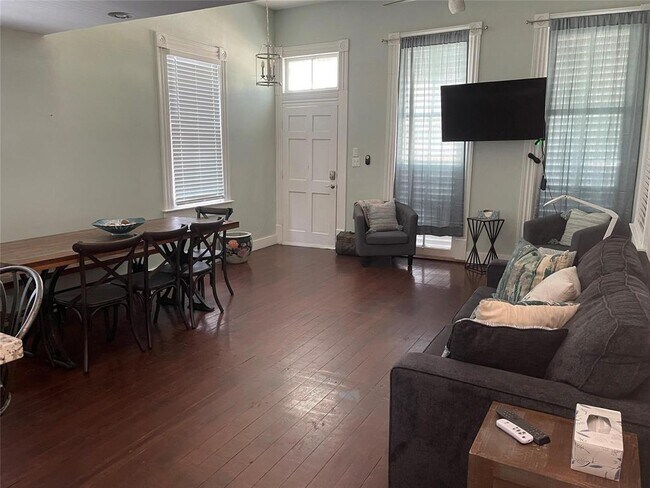 Foto del edificio - 3529 Avenue M