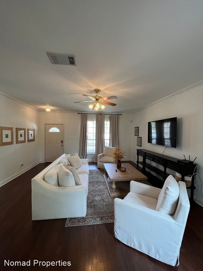 Building Photo - 3 br, 2.5 bath House - 920 Windmill Palm