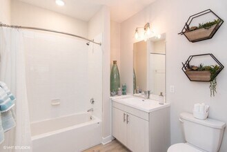 Interior Photo - The Preserve at Great Pond