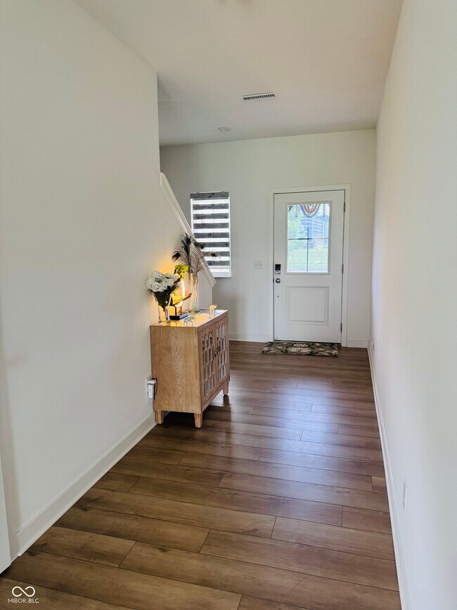 Building Photo - 1264 Patens Dr