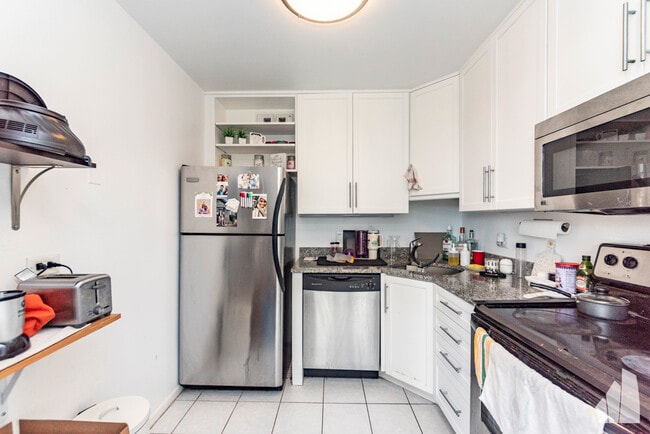 Foto del edificio - 3550 N Lake Shore Dr