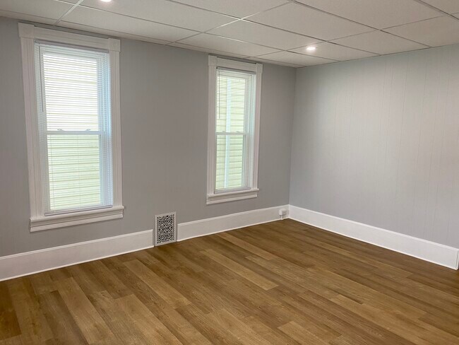 Living Room - 45 Huffman St