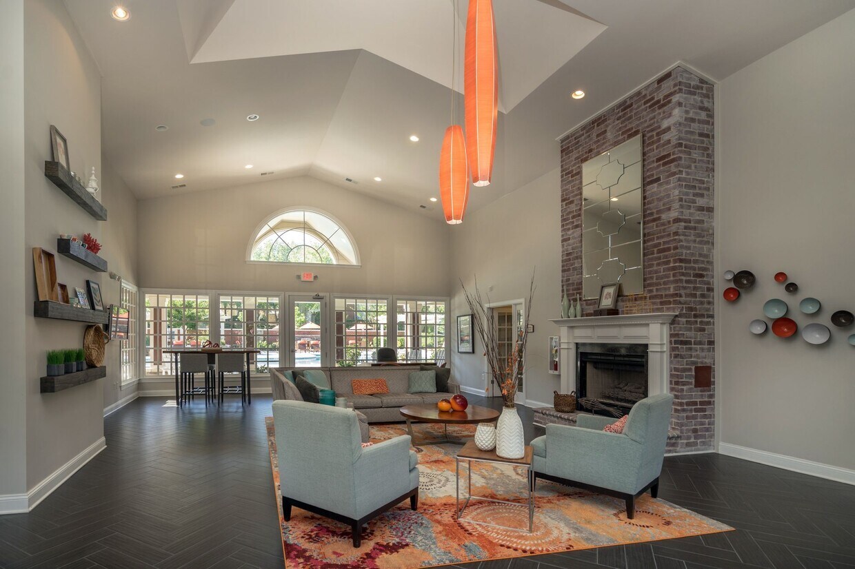 Rock Creek at Ballantyne Commons Apartments Charlotte, NC