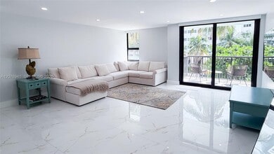 Building Photo - 1800 Collins Ave