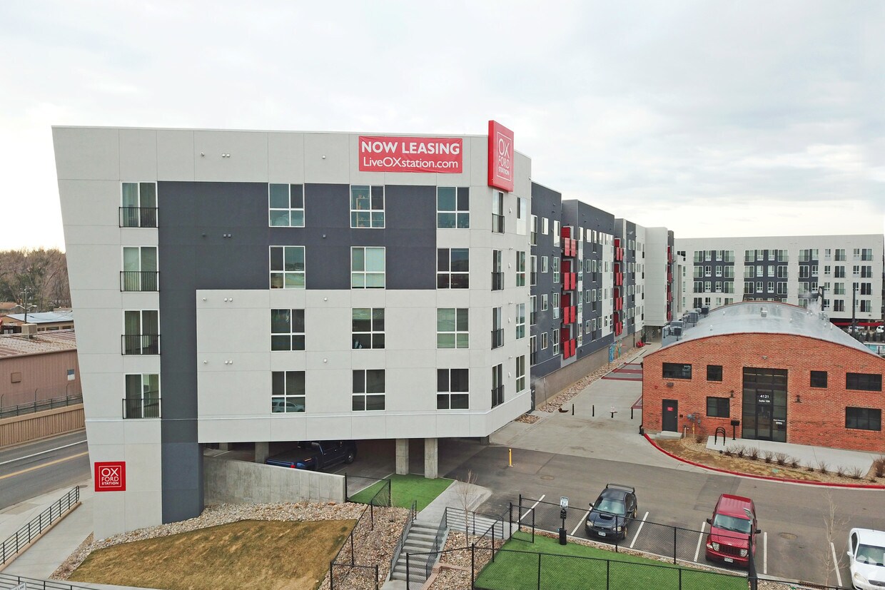 Oxford Station 4101 S Navajo St Englewood, CO