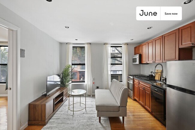 Foto del edificio - 226 E 7th St