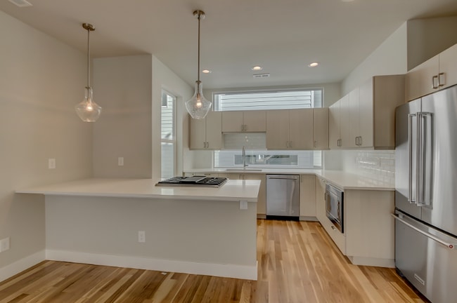 Photo - 1908 Hooker St Townhome