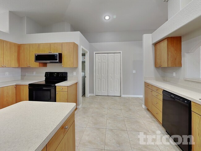 Foto del edificio - 2319 Estill Ave