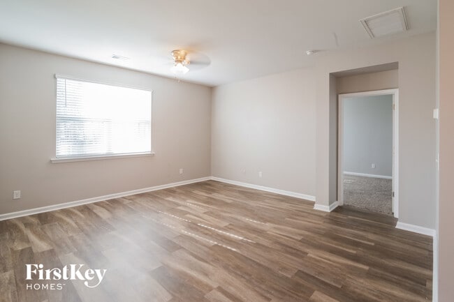 Building Photo - 590 Wayton Cir