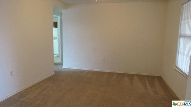 Building Photo - 5612 Malarkey Rd