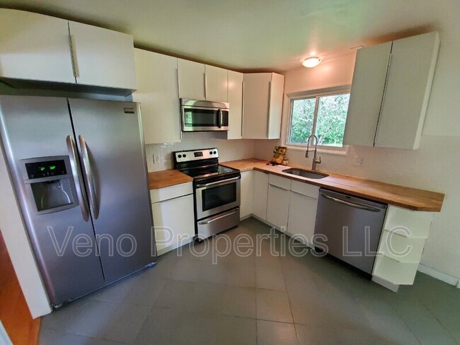 Foto del edificio - 85 Forest Ave.
