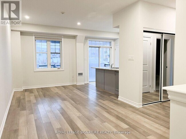 Building Photo - 2326 Taunton Rd