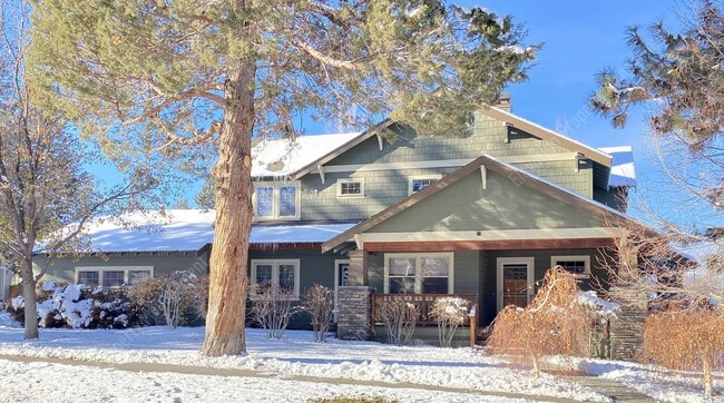 Building Photo - 2597 NW High Lakes Loop