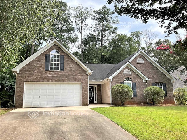 Building Photo - 303 Peachtree Cir
