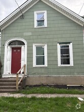 Building Photo - 145 16th St
