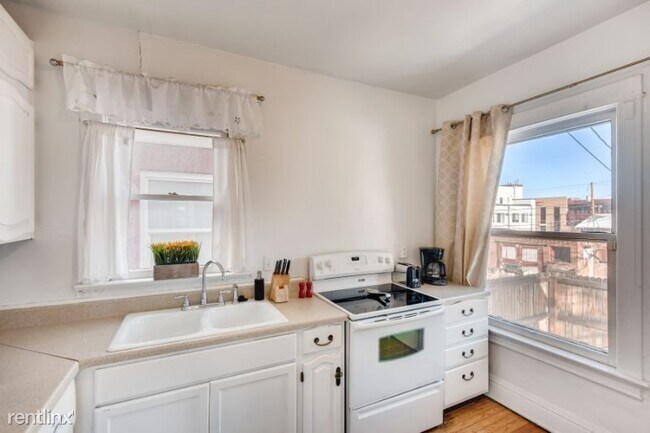 Building Photo - 3 br, 1.5 bath House - 3722 Tejon Street