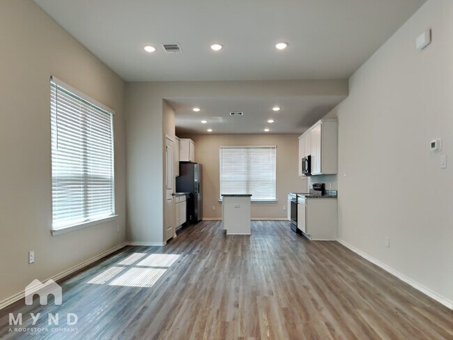 Foto del edificio - 11731 Miller Cir