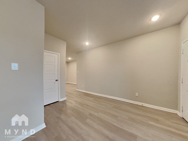 Building Photo - 6815 Titan Pk