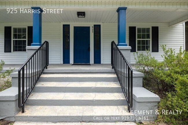 Building Photo - 925 Harris St