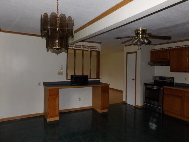 Building Photo - 18066 Hillcrest Dr