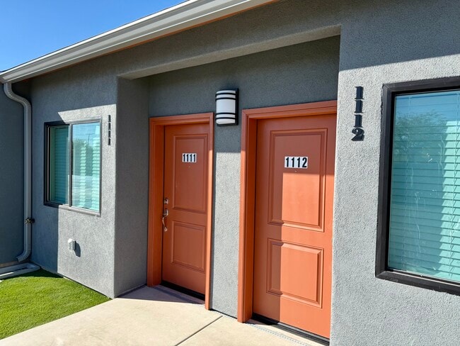 Building Photo - Rio Azul Apartments