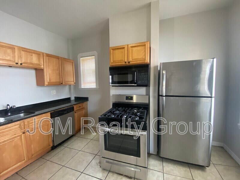 Primary Photo - 34 Speedwell St