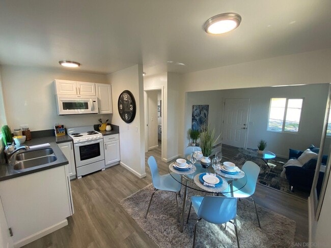 Brand new kitchen - 20112 Date Ln