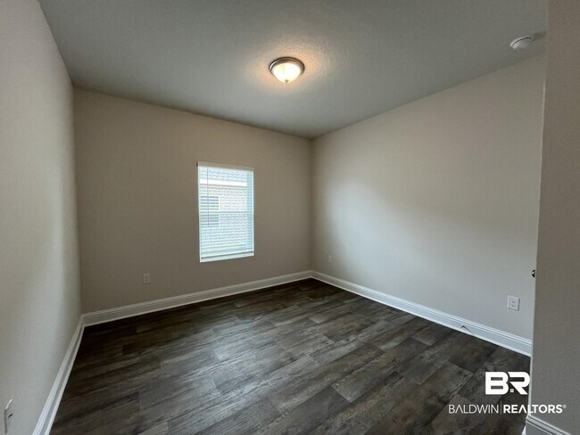Foto del edificio - 14836 Dayton Cir