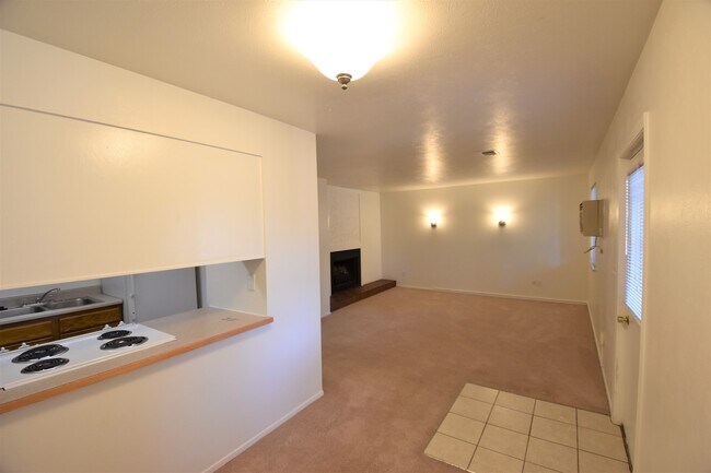 Foto del edificio - 735 Arapahoe Ave