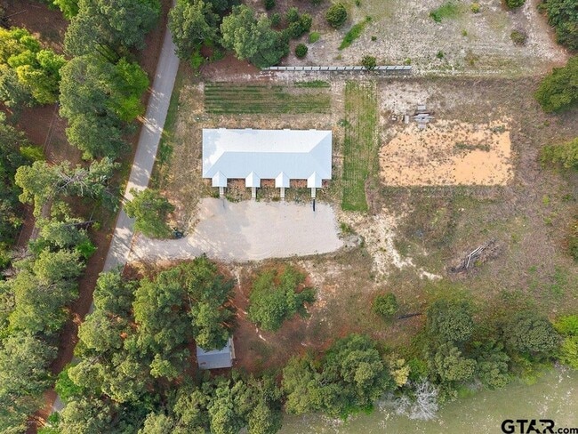 Foto del edificio - 18754 County Rd 437
