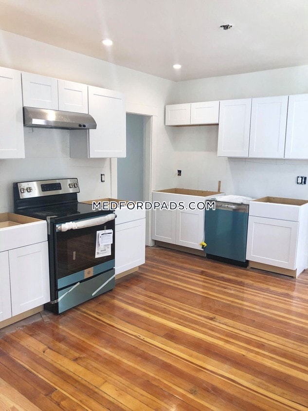 33 Albion St, Medford, MA 02155 Rentals in Medford at 33 Albion St