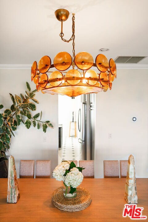 Foto del edificio - 4661 Bedel St