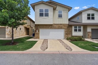 Building Photo - 8940 Parker Ranch Cir