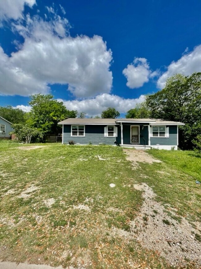 Foto del edificio - 2605 Speight Ave